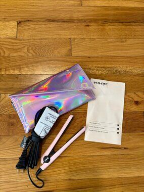 Eva NYC Light Pink Travel Straightener